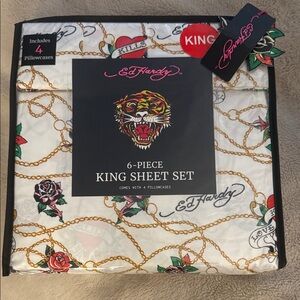 Ed Hardy Vibrant King Sheet Set with Gold and Red Accents